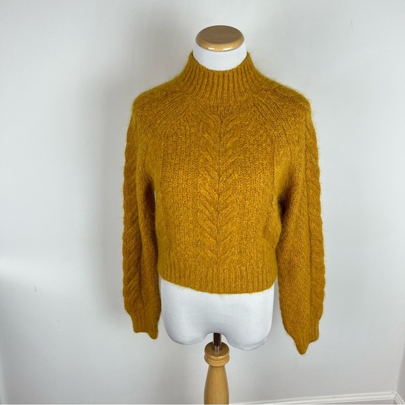 Aritzia Sunday Best Cable Knit Sweater Mustard Yellow Size S Wool Alpaca - Picture 1 of 5